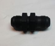 Fitting -12 Straight Bulkhead Flare Black Anodized