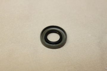 DSR Pump Replacement Fuel Pump Seal  You HAVE to measure your seal in & outside